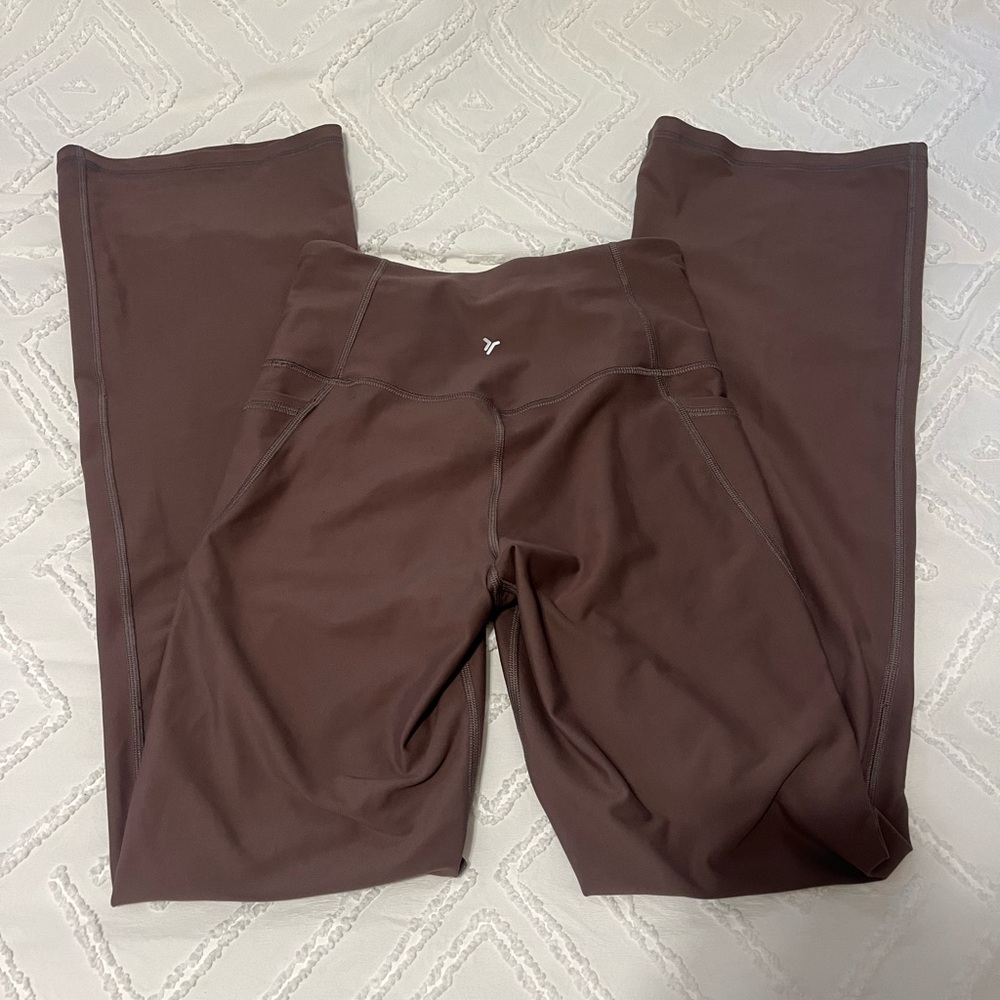 Mauve old Navy Powersoft flares